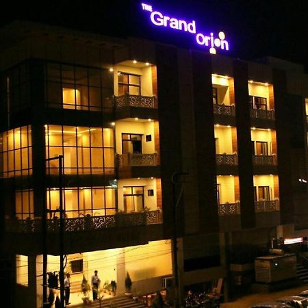 The Grand Orion Hotel Chinhat Exterior photo
